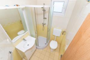 Zdjęcie z galerii obiektu Apartment Mahnet w mieście Vir