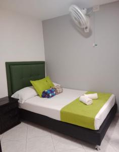 Postel nebo postele na pokoji v ubytování Hotel El Deportista