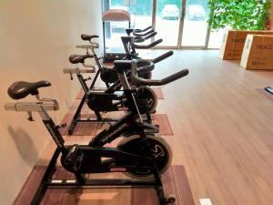 Fitness centrum a/nebo fitness zařízení v ubytování SCC Velodrome KL