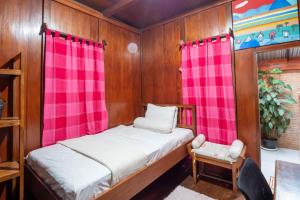 Gallery image of rumah kayu sulawesi antique in Bedugul