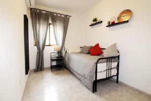 Posteľ alebo postele v izbe v ubytovaní JACINTO 2 Playa Fuengirola