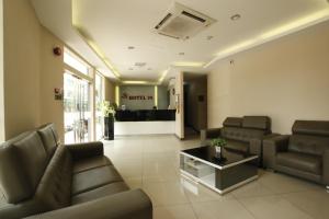 Posezení v ubytování Hotel 99 Bandar Klang (Meru)