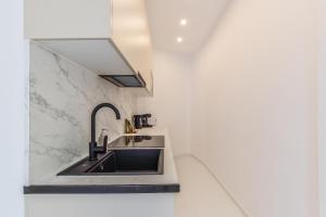 Kuchnia lub aneks kuchenny w obiekcie Apartamento Embajadores VI