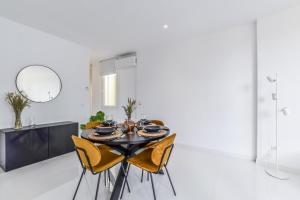 Zdjęcie z galerii obiektu Apartamento Embajadores VI w Madrycie