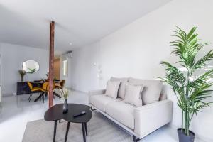 Część wypoczynkowa w obiekcie Apartamento Embajadores VI