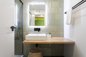 Łazienka w obiekcie Vallecas Suites by Olala Homes
