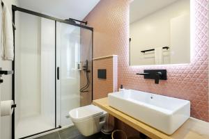 Łazienka w obiekcie Vallecas Suites by Olala Homes