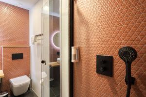 Łazienka w obiekcie Vallecas Suites by Olala Homes