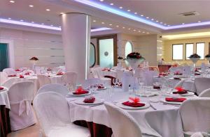 En restaurant eller et andet spisested på Hotel Villa d'Evoli