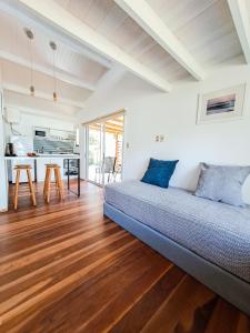 Afbeelding uit fotogalerij van Koru House in Punta Del Diablo +48 foto's