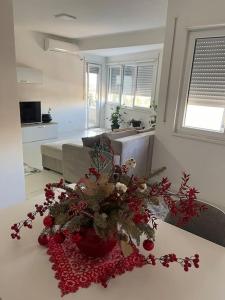 Gallery image of Spacious apartment in luxury residence in Çeliku