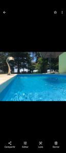 Swimmingpoolen hos eller tæt på Sierra Azul