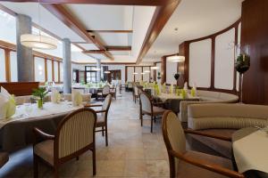 Restoran või mõni muu söögikoht majutusasutuses Gasthof-Restaurant Kollar Göbl
