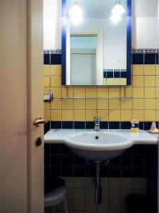 Ένα μπάνιο στο Casa Vacanze Ombre +5 φωτογραφίες