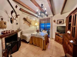 Μια τηλεόραση ή/και κέντρο ψυχαγωγίας στο Balcon de Burunchel
