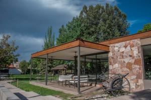 O edifício em que a pousada se localiza