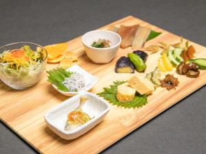 露营地内部或周边提供的食物