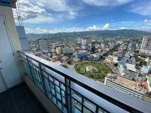 Gallery image of Cebu City Huge Lofts by P&J in Cebu City +204 photos