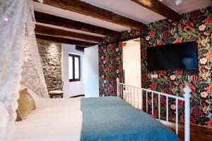 Postel nebo postele na pokoji v ubytování MM Apartments + 37 fotografií