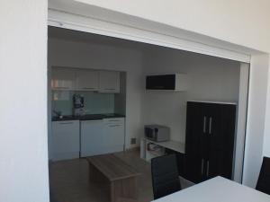 Fotografia z galérie ubytovania Apartamento acogedor en Roses con terraza para 4 personas - ES-204-36 v destinácii Roses