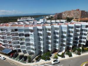 Fotografia z galérie ubytovania Apartamento acogedor en Roses con terraza para 4 personas - ES-204-36 v destinácii Roses