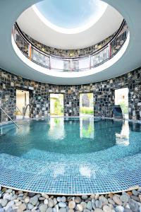 Piscina di Le Jadis Beach Resort & Wellness - Managed by Banyan Tree Hotels & Resorts o nelle vicinanze
