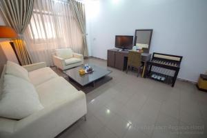 Ruang duduk di My Khe 2 Da Nang Seafront Hotel