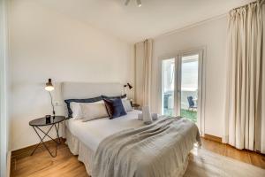 Postel nebo postele na pokoji v ubytování VACATION MARBELLA I Top 1 Puerto Banus Sea Front Rental, Renovated