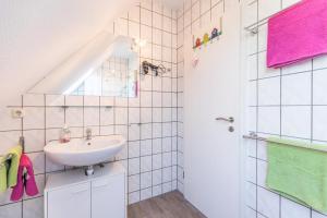 Ένα μπάνιο στο "Appartement Kügler" Appartement Kügler +15 φωτογραφίες
