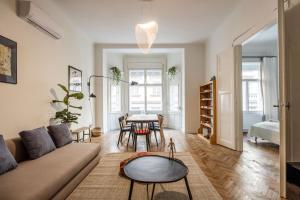 Sunshine Sprint Luxury Apartment 1072 Budapest, 20 Akácfa utca kép - 2