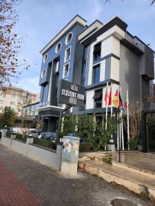 Budova, kde se hotel nachází
