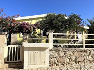 Giardino di Villa GÊMEO vue mer, piscine accès privé plage