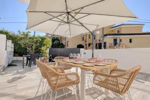 Fotografia z galérie ubytovania Marbella Beach House Holiday Rental Costabella v Marbelli