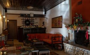 Lounge nebo bar v ubytování Evilion Traditional Inn