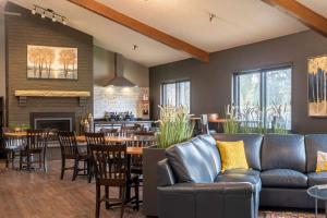 Galeriebild der Unterkunft AmericInn by Wyndham Grand Rapids in Grand Rapids