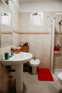 A bathroom at Casa Las Costas, Las Maretas Még 21 kép
