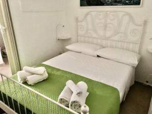 A bed or beds in a room at Il sottano alla strada Polignano a mare