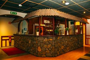 Lounge nebo bar v ubytování Euroway Hotel