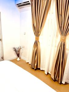 Voodi või voodid majutusasutuse 1-bedroom apartment at Asokoro by ECOWAS toas