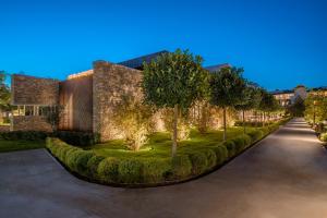 Um jardim em Bayou Villas Antalya - Ultra All Inclusive