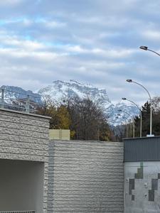Výhľad na hory alebo výhľad na hory priamo z apartmánu