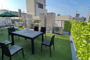 A balcony or terrace at 難波南2