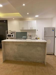 Η κουζίνα ή μικρή κουζίνα στο The view II +2 φωτογραφίες