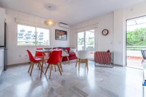 Telewizja i/lub zestaw kina domowego w obiekcie Castillo de Torreblanca 2bed1bath