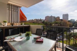 Balkón alebo terasa v ubytovaní Reding 5 FreshApartments