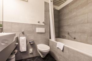 Koupelna v ubytování Holiday Inn Düsseldorf-Neuss by IHG