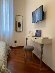 TV a/nebo společenská místnost v ubytování Maison Étoile