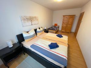 Postel nebo postele na pokoji v ubytování Ferienwohnung Lena
