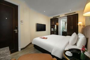 TV a/nebo společenská místnost v ubytování San Palace Hotel & Spa
