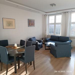 Posedenie v ubytovaní Apartament Długa 35